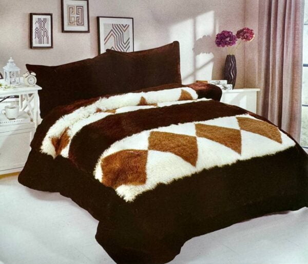 EDREDON PIEL DE MONO CON CORDERITO ROMBO CHICO + 2 FUNDAS DE ALMOHADA - Imagen 4